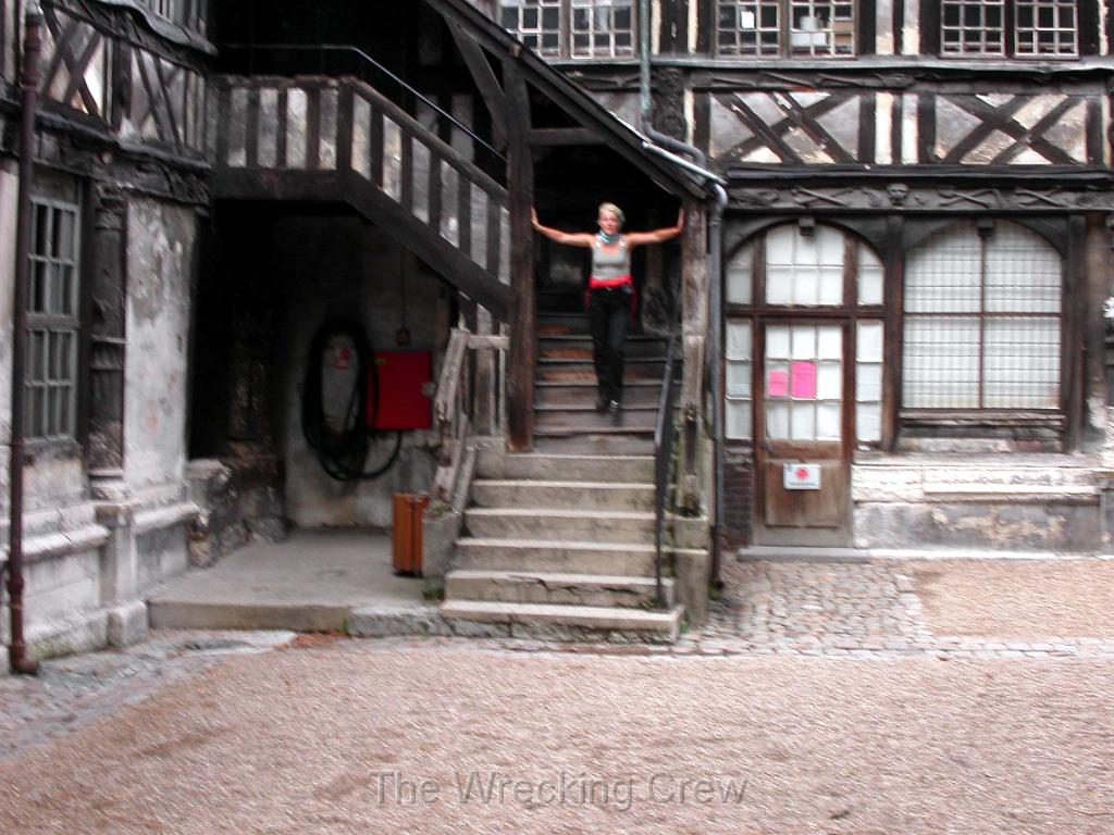 071 VILLAGE HOPPING HOME.JPG